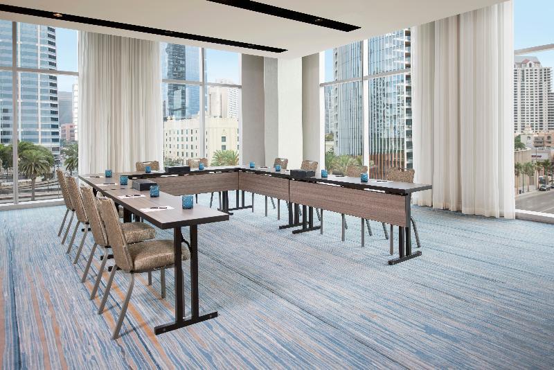 Intercontinental By Ihg Hotel 4*